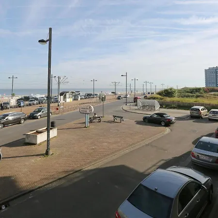 Sirius With Sea View Located On The Dike *